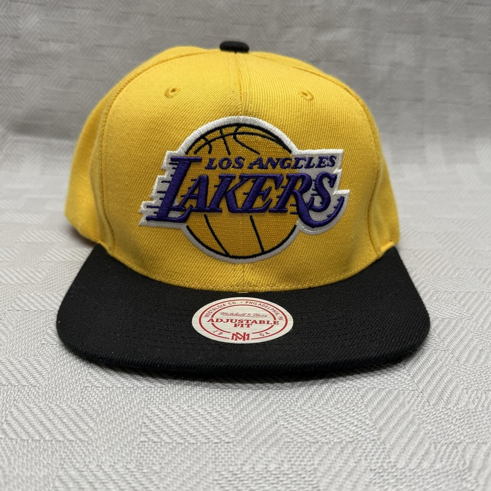 Los Angeles Lakers Hat Cap Snap Back‎ Mens Yellow Black NBA Basketball Flat Bill